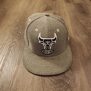 New Era Chicago Bulls Windy City Fitted Cap